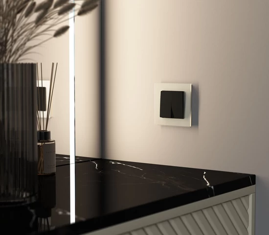 W0013111/ Рамка на 1 пост Senso (шампань, стекло soft-touch)