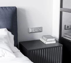 W1123065/ Перекрестный выключатель двухклавишный (серебряный матовый)